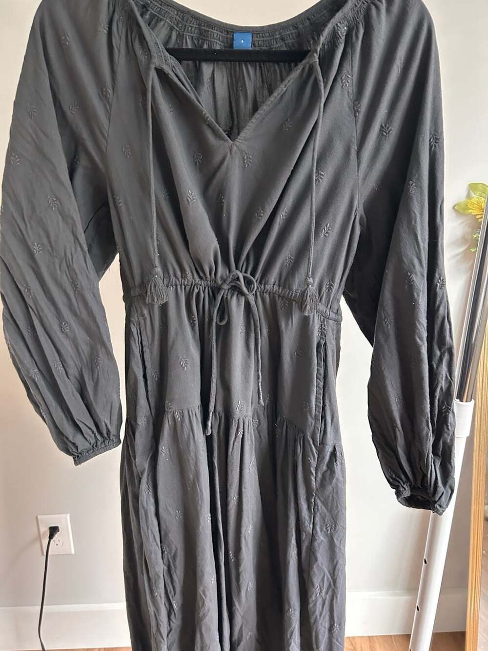 Old Navy Waist-Defined Embroidered Long-Sleeve Midi Dress in Black